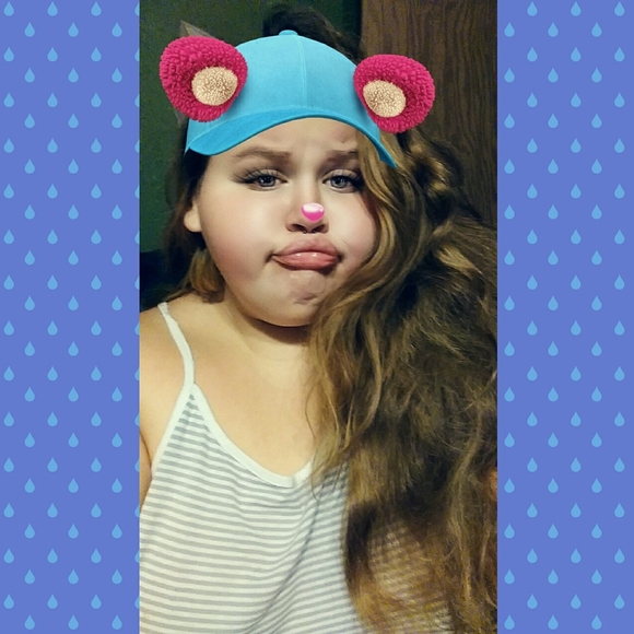 Meet your Posher, Makayla - Picture 1 of 1